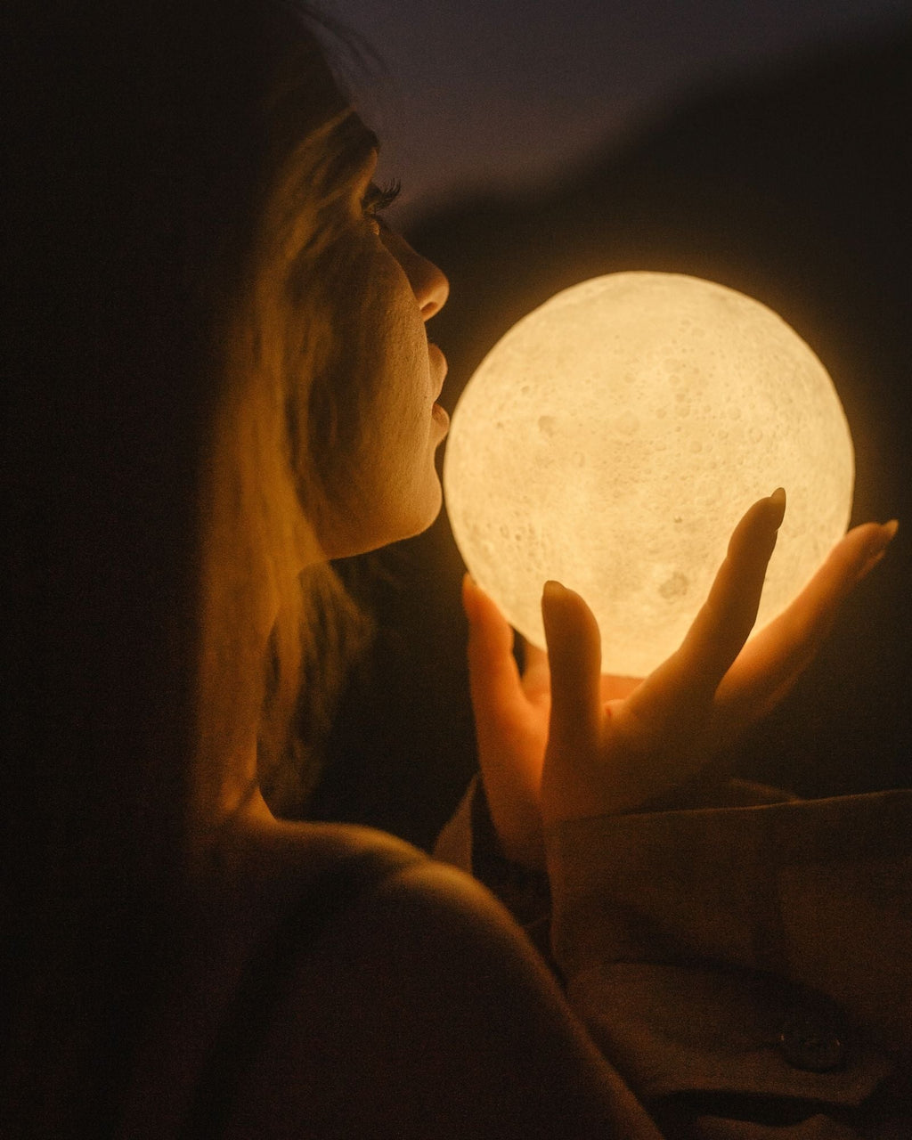 Full Moon Rituals: Rituals for Manifestation and Release